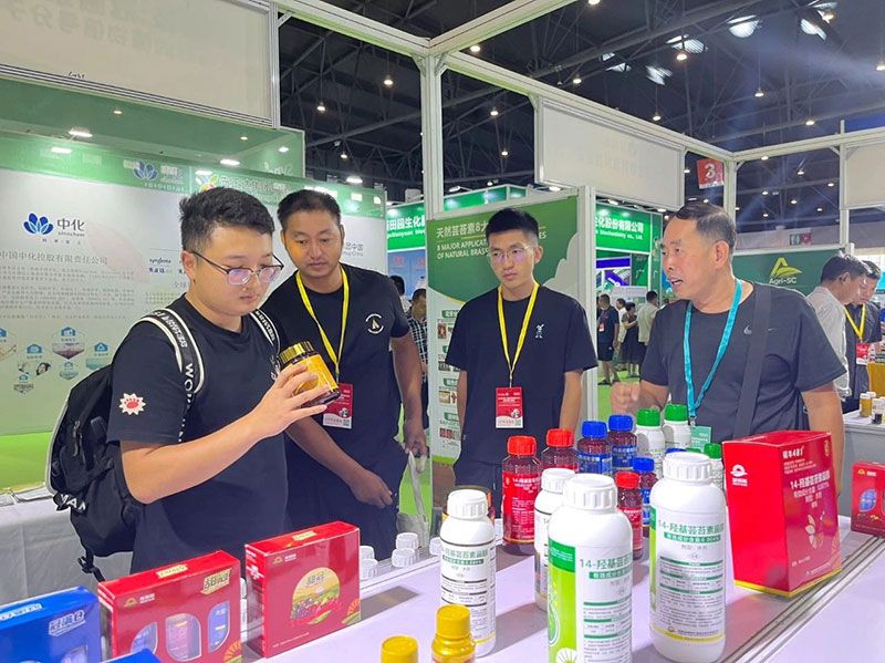 新朝陽綠色生物科技亮相西部植?！半p交會(huì)”與第八屆綠色農(nóng)藥博覽會(huì)